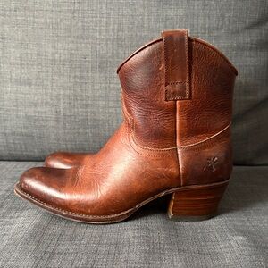 Frye Women's Brown Leather Ankle Booties